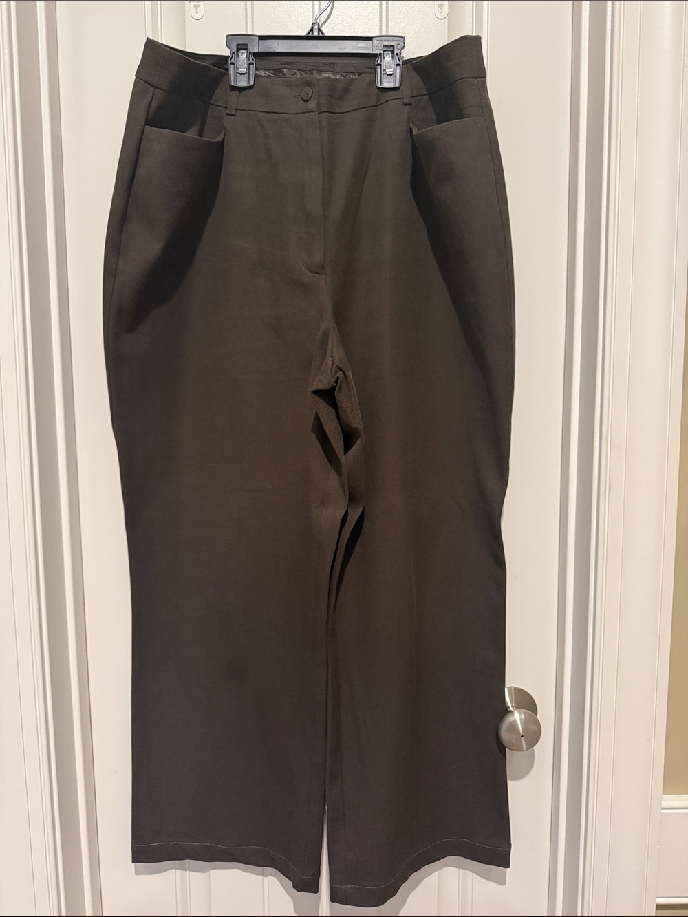 Chico's Olive Brown Straight-Leg Trousers
